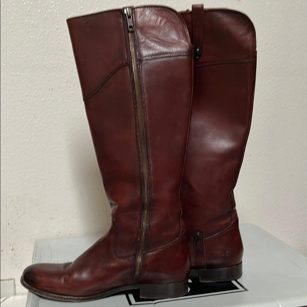 FRYE MELISSA BUTTON INSIDE ZIP COGNAC DISTRESSED LEATHER RIDING BOOT - Picture 10 of 10